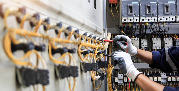 Professional Electrician technician working in Plainwell, MI